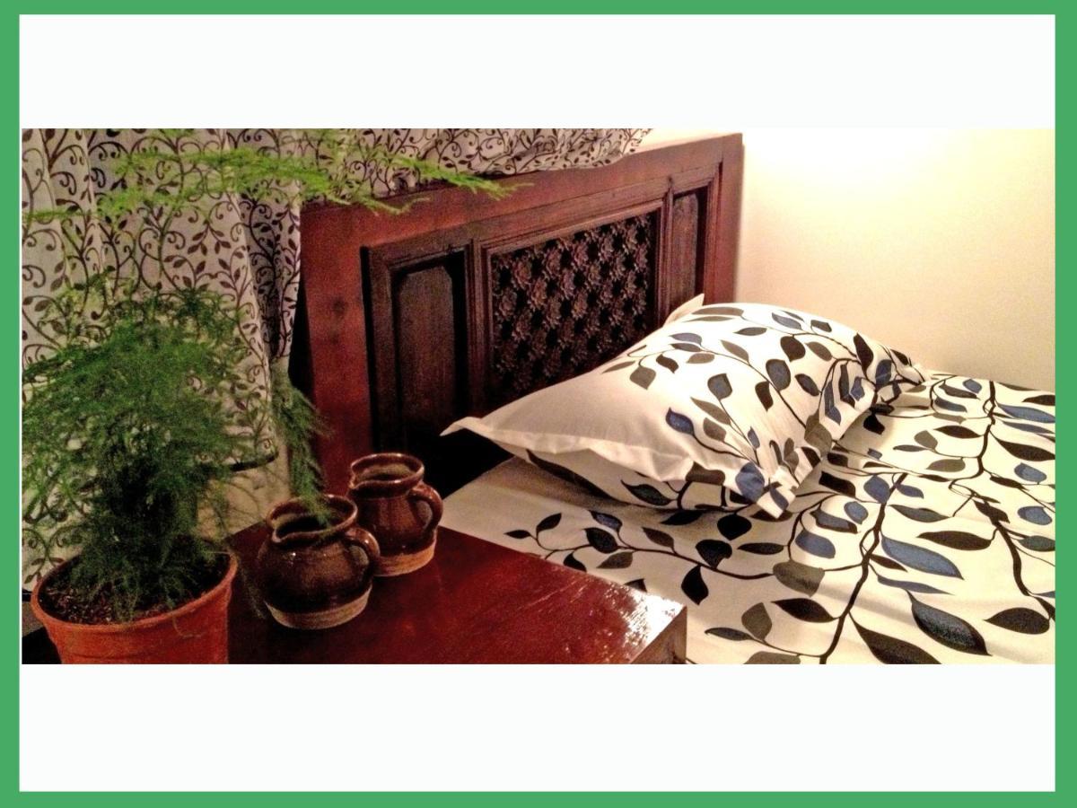 The Lily Pad Inn Дали Екстериор снимка