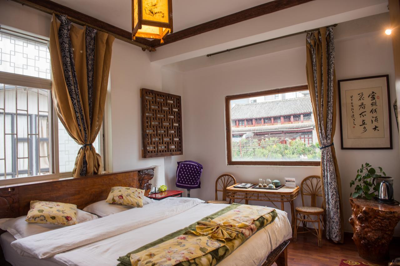 The Lily Pad Inn Дали Екстериор снимка